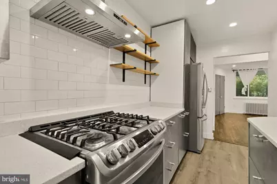 215 Hawaii Avenue NE, Washington, DC 20011 - Photo 19