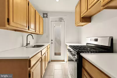 215 Hawaii Avenue NE, Washington, DC 20011 - Photo 37