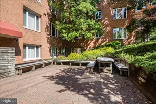 2400 NW 41st Street NW, Washington, DC 20007 - Photo 31