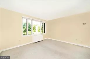 2400 NW 41st Street NW, Washington, DC 20007 - Photo 9