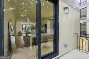 1810 Central Pl NE, Washington, DC 20002 - Photo 33