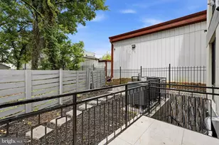1810 Central Pl NE, Washington, DC 20002 - Photo 33