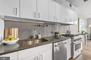 88 V St SW, Washington, DC 20024 - Photo 29