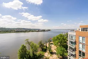88 V St SW, Washington, DC 20024 - Photo 39