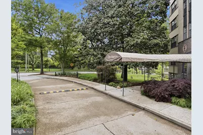 3901 Cathedral Avenue NW #418, Washington, DC 20016 - Photo 3