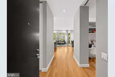 1177 22nd Street NW #2E, Washington, DC 20037 - Photo 5