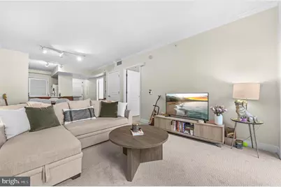 631 D Street NW #336, Washington, DC 20004 - Photo 5