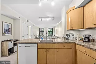 631 D Street NW, Washington, DC 20004 - Photo 11