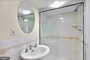 3247 38th St NW, Washington, DC 20016 - Photo 23