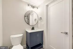 325 Oglethorpe St NW, Washington, DC 20011 - Photo 45