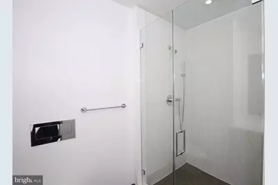 3009 M Street NW #2, Washington, DC 20007 - Photo 13