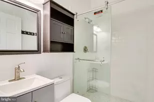 409 Constitution Ave NE, Washington, DC 20002 - Photo 23