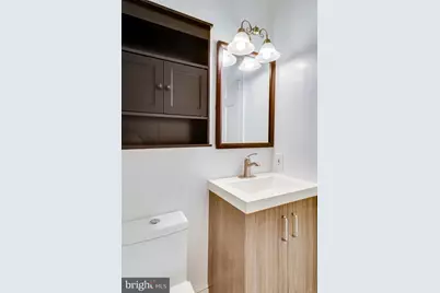 409 Constitution Avenue NE, Washington, DC 20002 - Photo 59