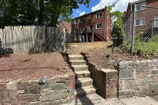 521 Oakwood St SE, Washington, DC 20032 - Photo 3
