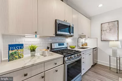 37 Missouri Avenue NW #2, Washington, DC 20011 - Photo 3