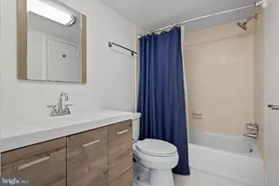 1325 18th St NW, Washington, DC 20036 - Photo 13