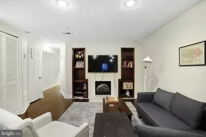 1126 25th Street NW #1, Washington, DC 20037 - Photo 11