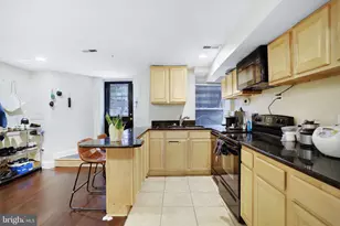 1126 25th St NW, Washington, DC 20037 - Photo 7