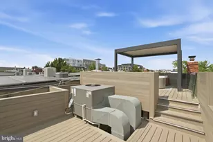 1326 Corcoran St NW, Washington, DC 20009 - Photo 25