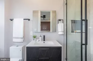 1332 G St SE, Washington, DC 20003 - Photo 37