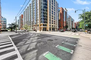 1025 1st St SE, Washington, DC 20003 - Photo 33