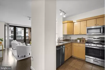 631 D Street NW #1129, Washington, DC 20004 - Photo 9