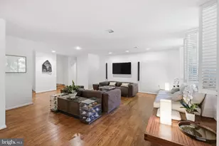 4100 Cathedral Ave NW, Washington, DC 20016 - Photo 11