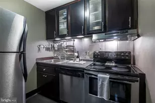 1425 4th St SW, Washington, DC 20024 - Photo 11