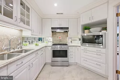 2700 Virginia Avenue NW #901, Washington, DC 20037 - Photo 11