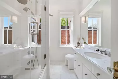 1633 35th Street NW, Washington, DC 20007 - Photo 25