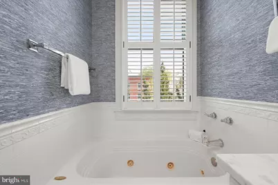 419 G Street SE, Washington, DC 20003 - Photo 35