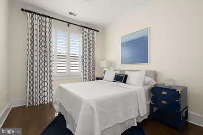 419 G Street SE, Washington, DC 20003 - Photo 37