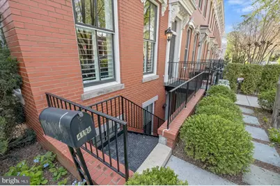 419 G Street SE, Washington, DC 20003 - Photo 49