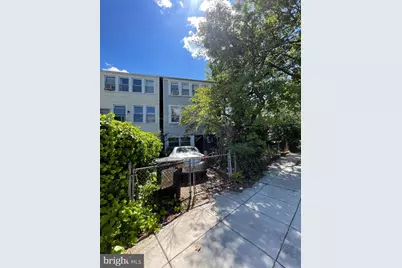 1820 Massachusetts Avenue SE, Washington, DC 20003 - Photo 7