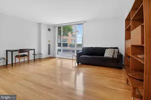 950 NW 25th Street NW, Washington, DC 20037 - Photo 9