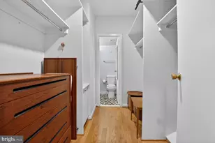 950 NW 25th Street NW, Washington, DC 20037 - Photo 7