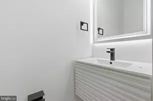 1140 Oates St NE, Washington, DC 20002 - Photo 21
