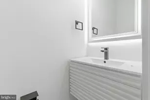 1140 Oates St NE, Washington, DC 20002 - Photo 33
