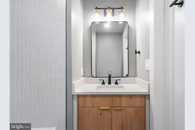 726 11th Street NE, Washington, DC 20002 - Photo 13