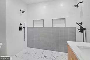 726 11th St NE, Washington, DC 20002 - Photo 23