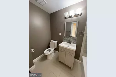 532 8th Street SE #2, Washington, DC 20003 - Photo 11