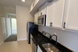 532 8th St SE, Washington, DC 20003 - Photo 7