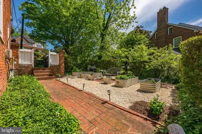 1702 Kalmia Road NW, Washington, DC 20012 - Photo 39