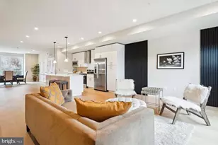 5046 Astor Pl SE, Washington, DC 20019 - Photo 9