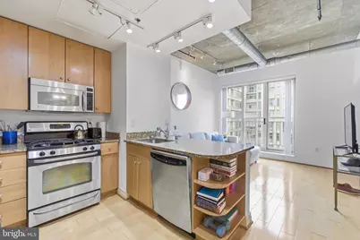 301 Massachusetts Avenue NW #906, Washington, DC 20001 - Photo 3
