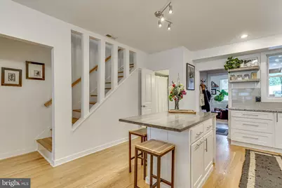 36 Rhode Island Avenue NE, Washington, DC 20002 - Photo 5