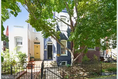 142 D Street SE, Washington, DC 20003 - Photo 1