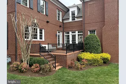 1935 Foxview Circle NW, Washington, DC 20007 - Photo 3