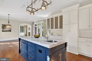 1935 Foxview Circle NW, Washington, DC 20007 - Photo 11