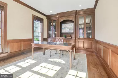 1935 Foxview Circle NW, Washington, DC 20007 - Photo 11